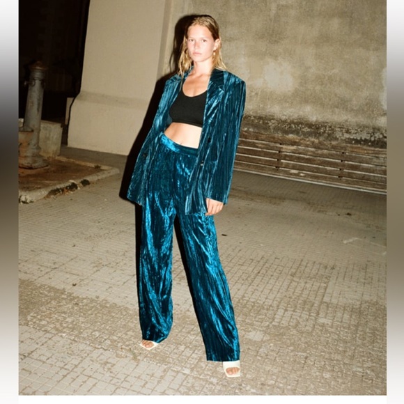 ZARA New Wrinkled Effect Velvet Pants S Gorgeous Rich Teal - Picture 1 of 3